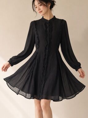 Theshirt Rochelle behrents Black Long-Sleeve Button-Front and lace Dress size S